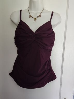 Women’s Twist-Front Burgundy Tankini Top Size 10